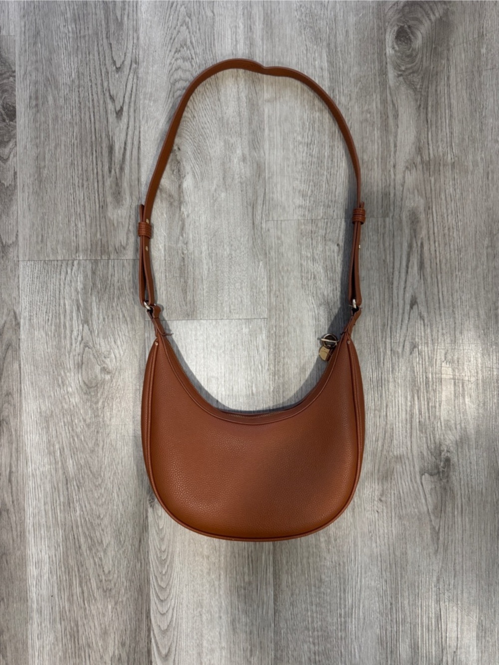Ela x Sofía Vergara Sofia Vergara shoulder bag Shoulder Bag in Brown